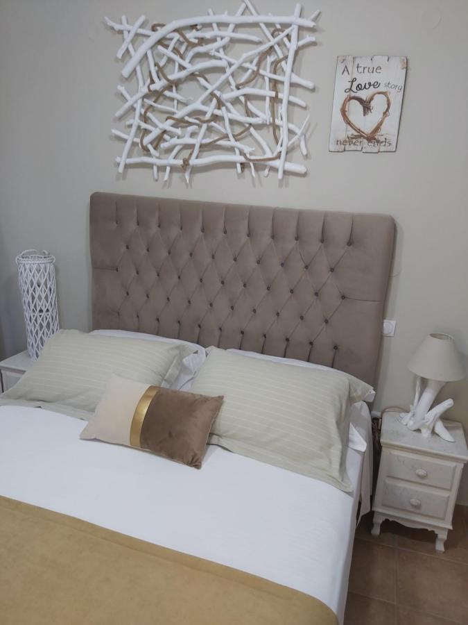 Machi Rooms Патитири Екстериор снимка