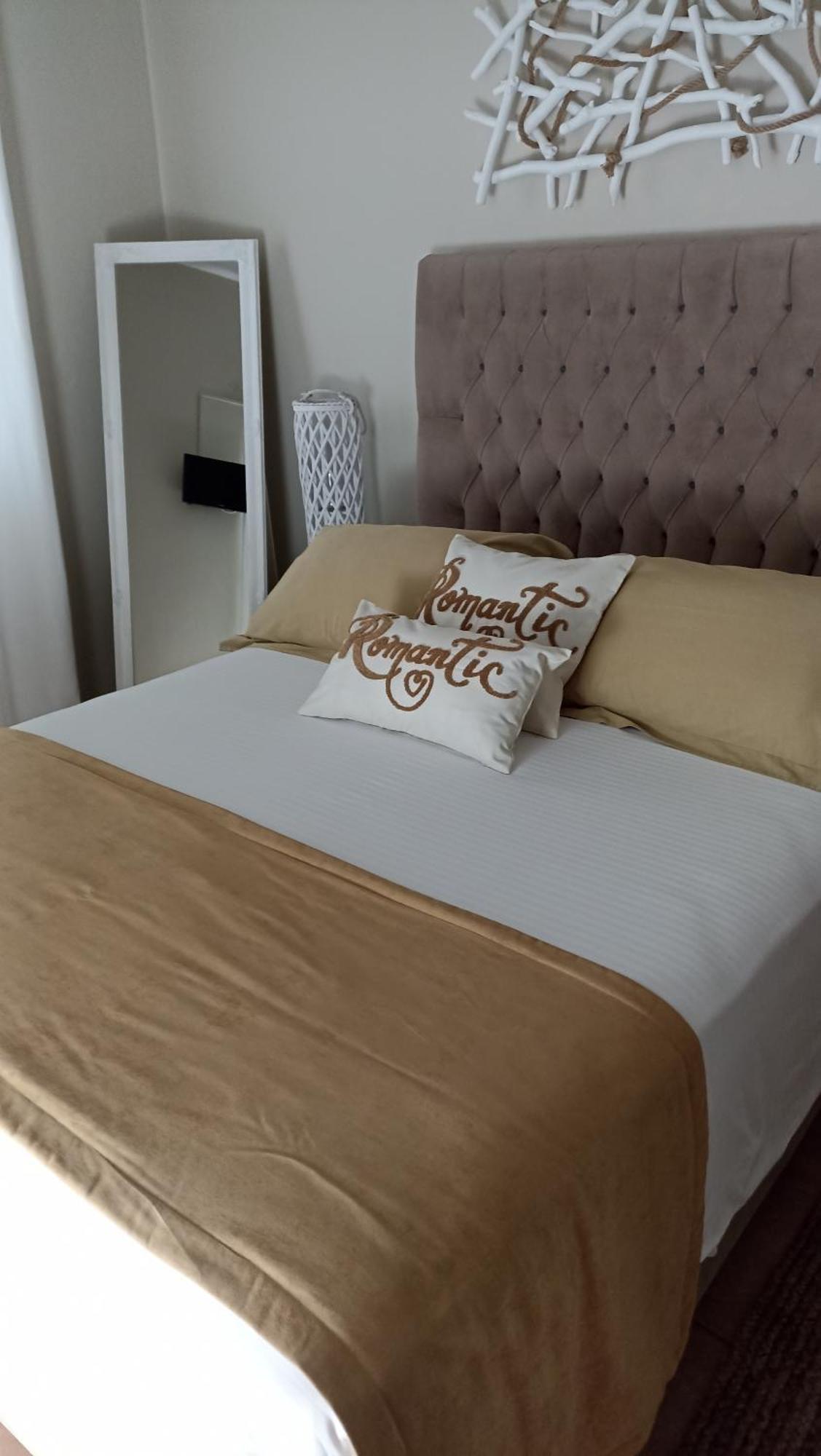 Machi Rooms Патитири Екстериор снимка