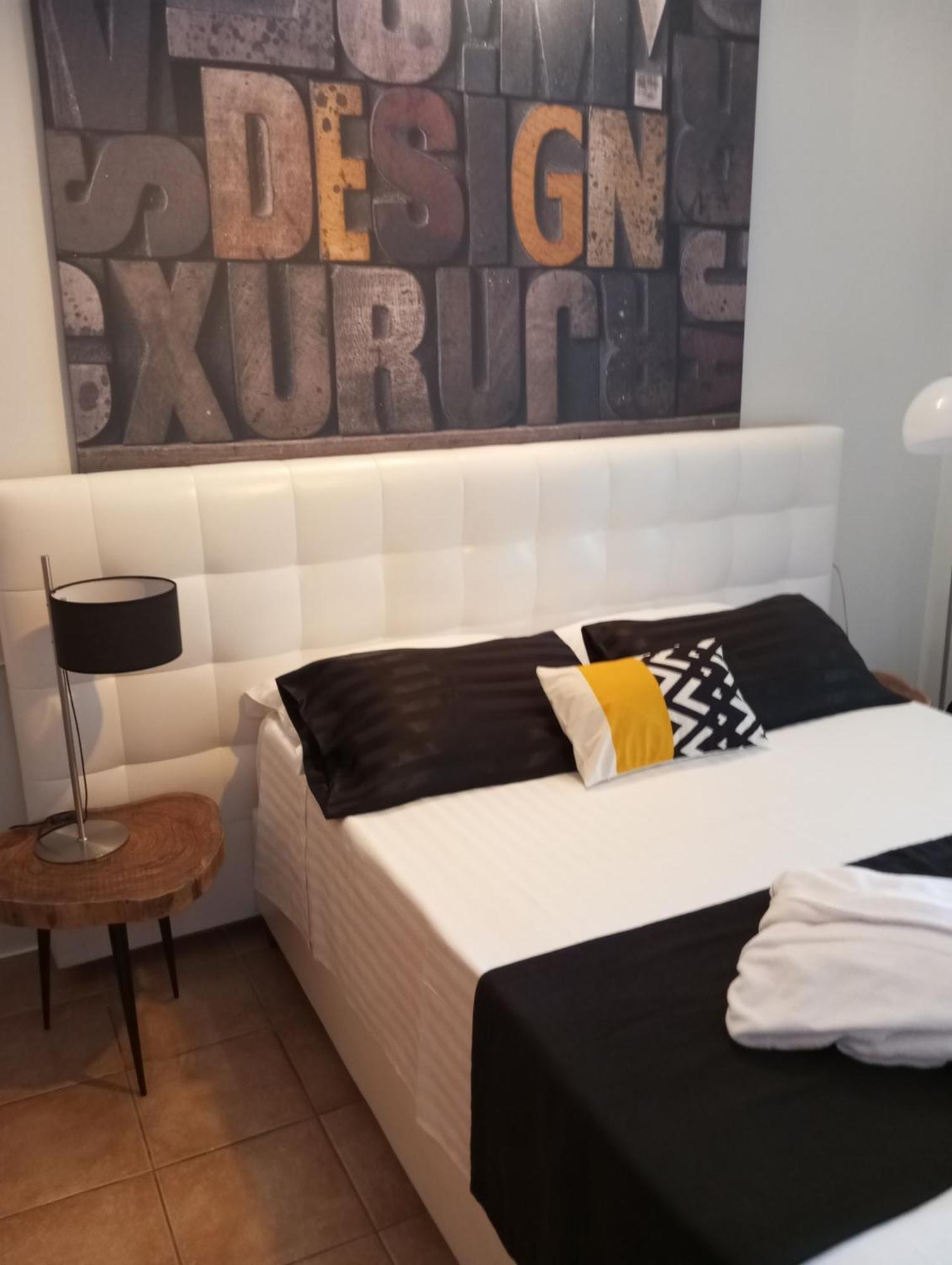 Machi Rooms Патитири Екстериор снимка