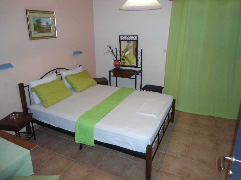 Machi Rooms Патитири Екстериор снимка