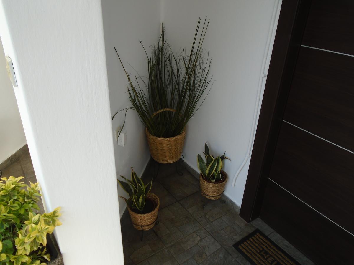 Machi Rooms Патитири Екстериор снимка