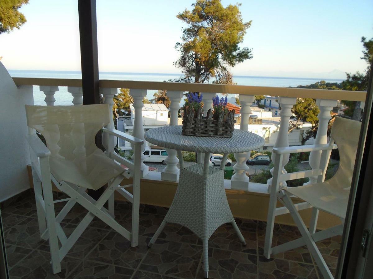 Machi Rooms Патитири Екстериор снимка
