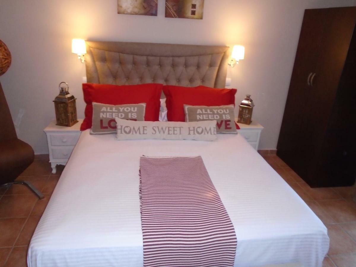 Machi Rooms Патитири Екстериор снимка